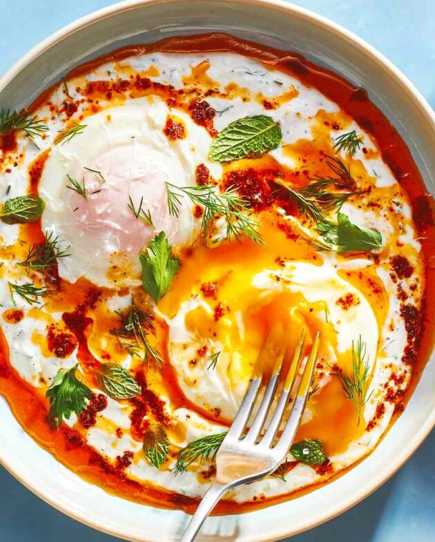 Çilbir (ovos turcos)