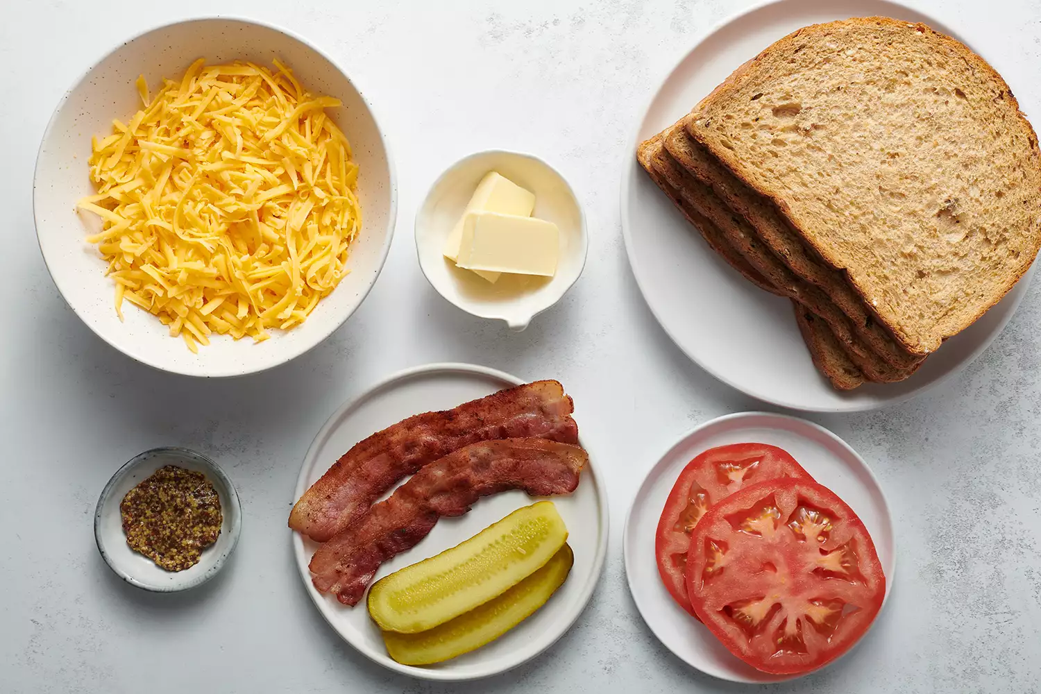 ingredientes para fazer um sanduíche de queijo grelhado