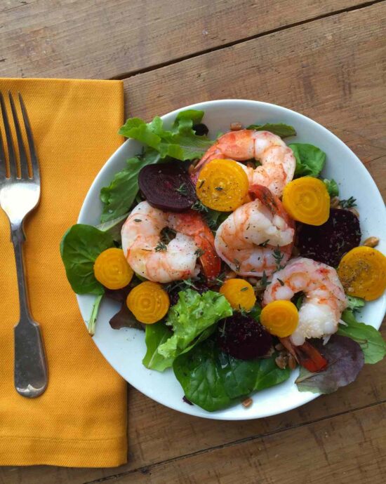 Salada de Beterraba, Camarão e Espelta.