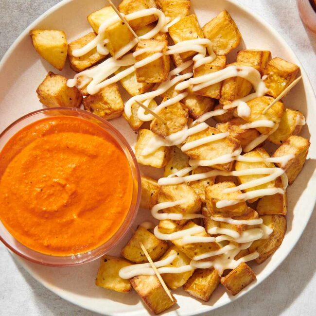 Air Fryer Patatas Bravas Com Molho Romesco Rápido