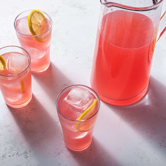 Receita de Limonada Rosa