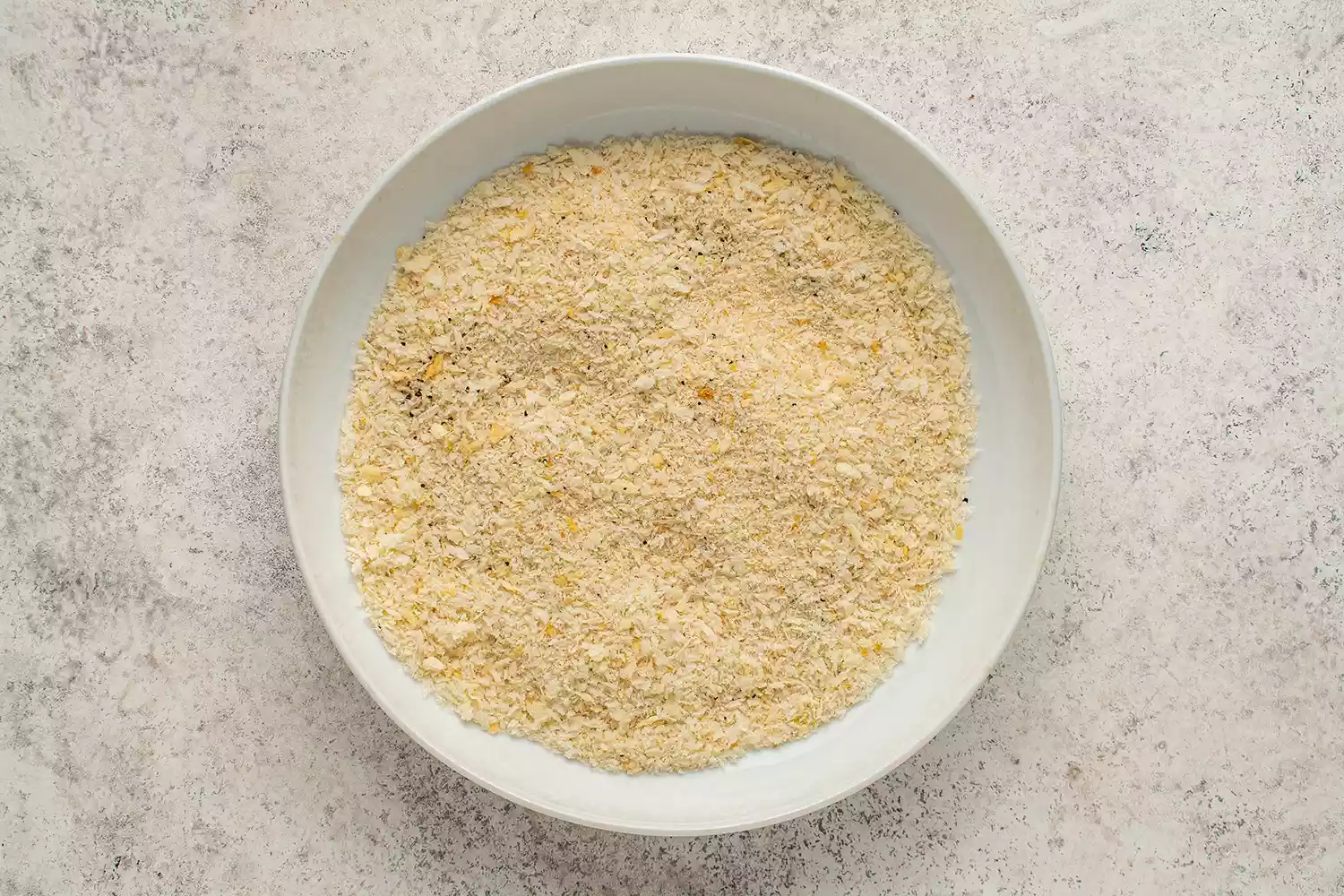 Migalhas em uma tigela