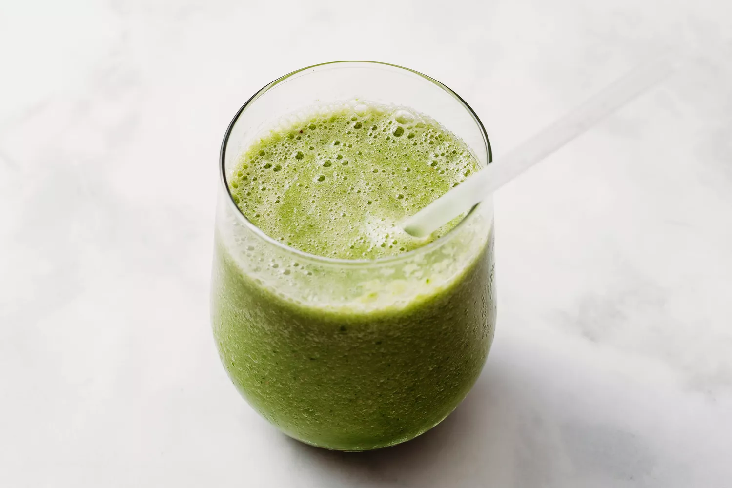 Smoothie de Pera Verde em um copo