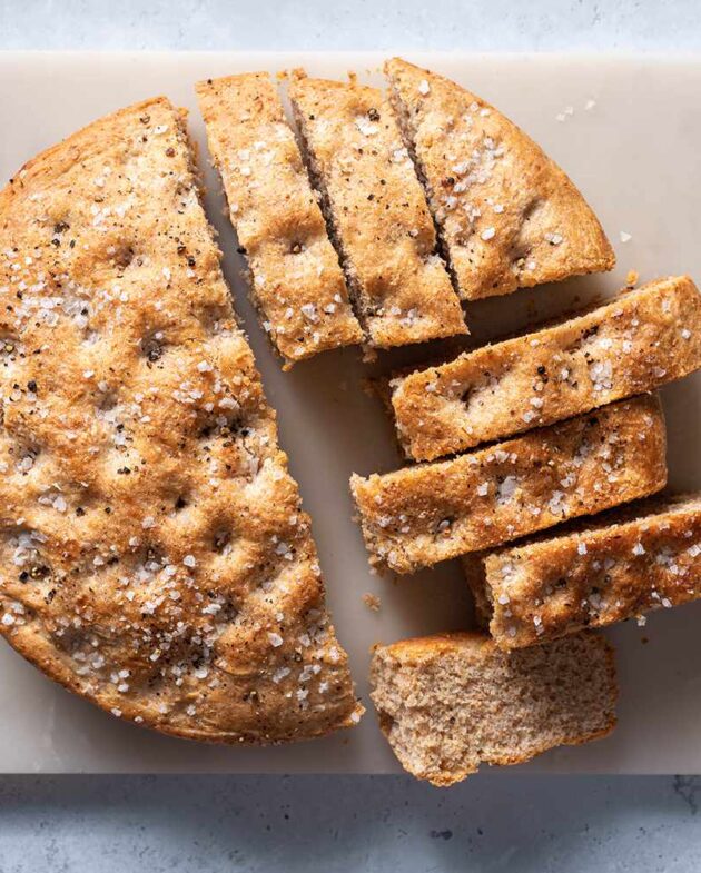 Receita de Focaccia com Pimenta do Reino.